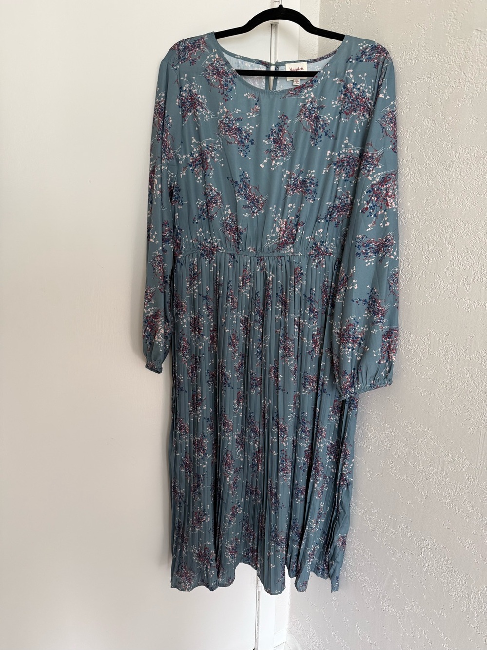 Hayden Dusty Blue/Green Floral Long Sleeve Midi Dress